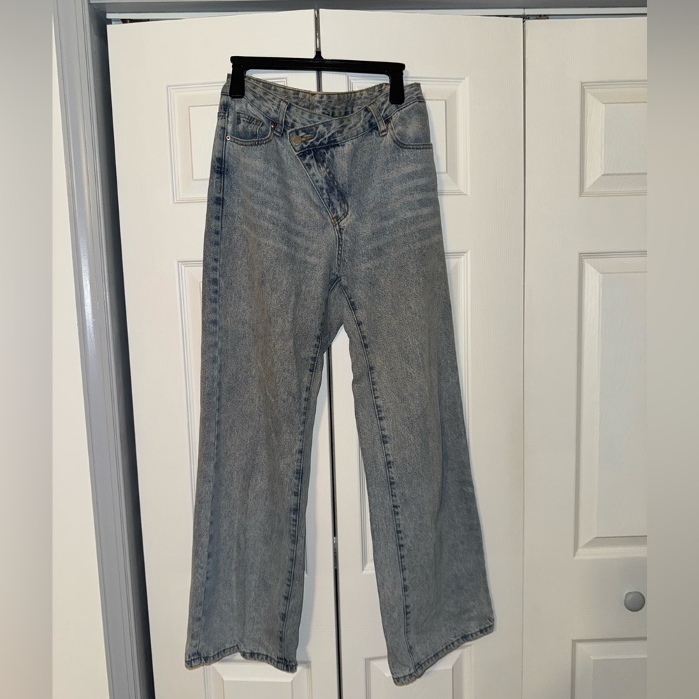 SHEIN Classic Blue Denim Pants Crossed Button